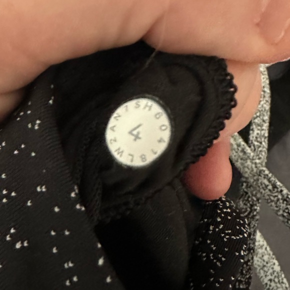 Lululemon Energy Bra Ombre Speckle Black White nwot size 4 - Picture 5 of 5